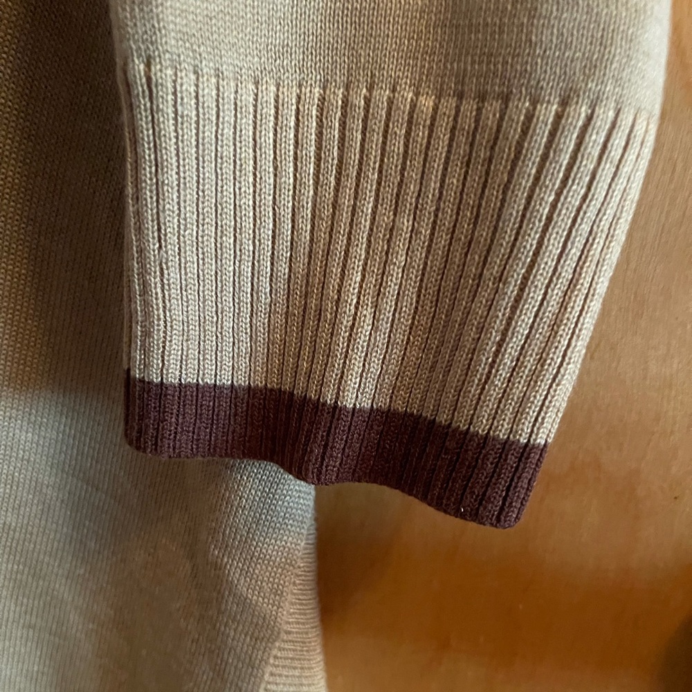 Color Block Sweater - Picture 4 of 5